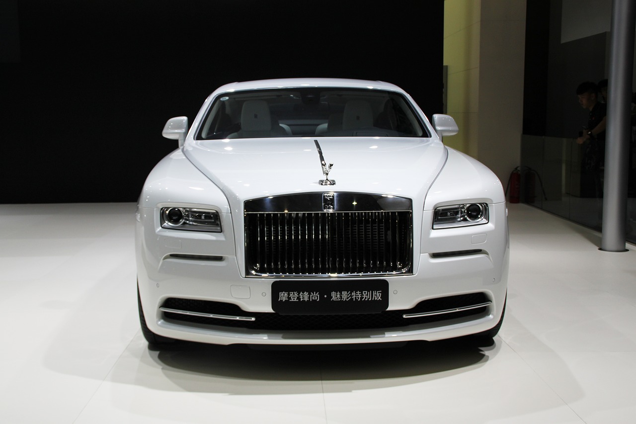 rolls-royce, luxury car, auto show-2362821.jpg